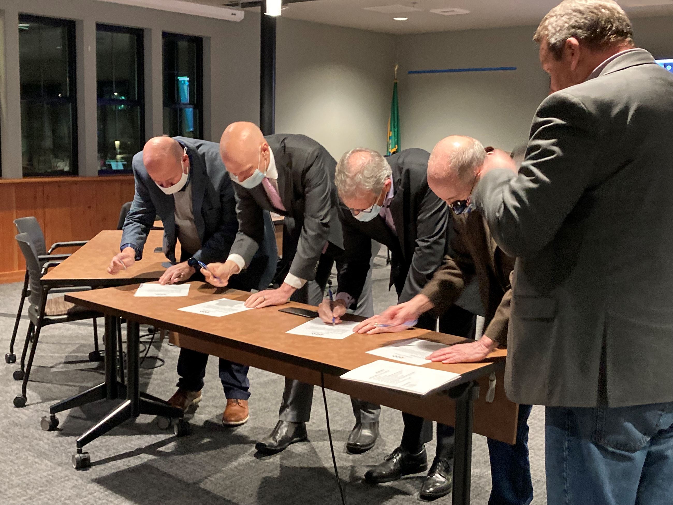 2021 City Council signing oath