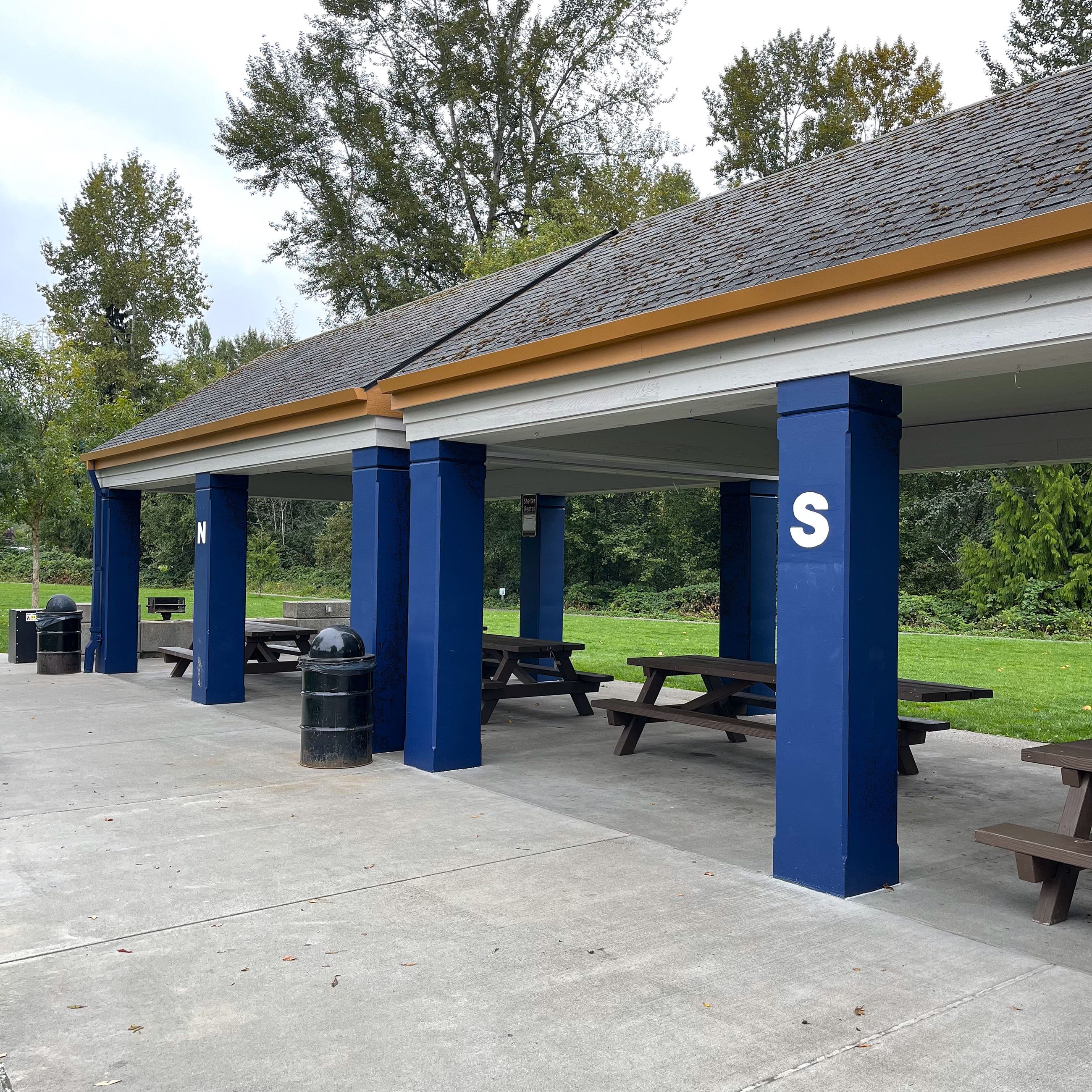 Lundeen Park shelter front view